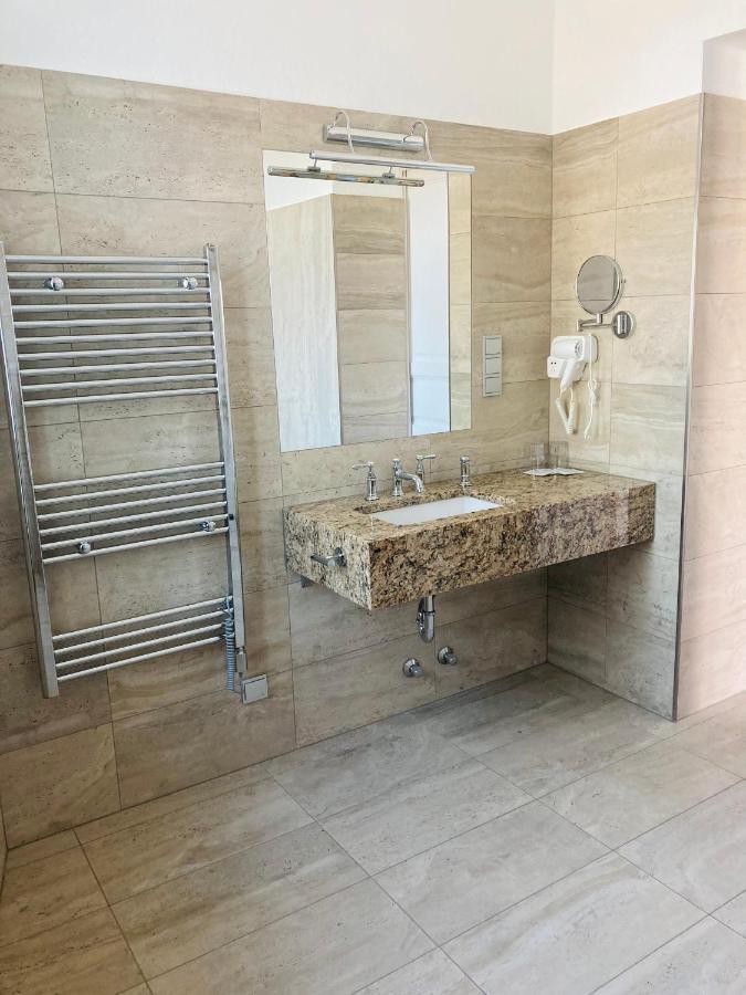 Kira Panzio Bed & Breakfast Lengyeltoti Dış mekan fotoğraf